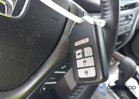 2016 Honda Pilot Ex-L z USA, uszkodzony, nr VIN 5FNYF5H5XGB032190